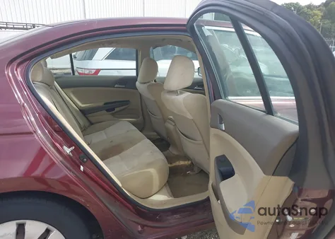 2008 Honda Accord 2.4 Lx z USA, uszkodzony, nr VIN 1HGCP26378A121606